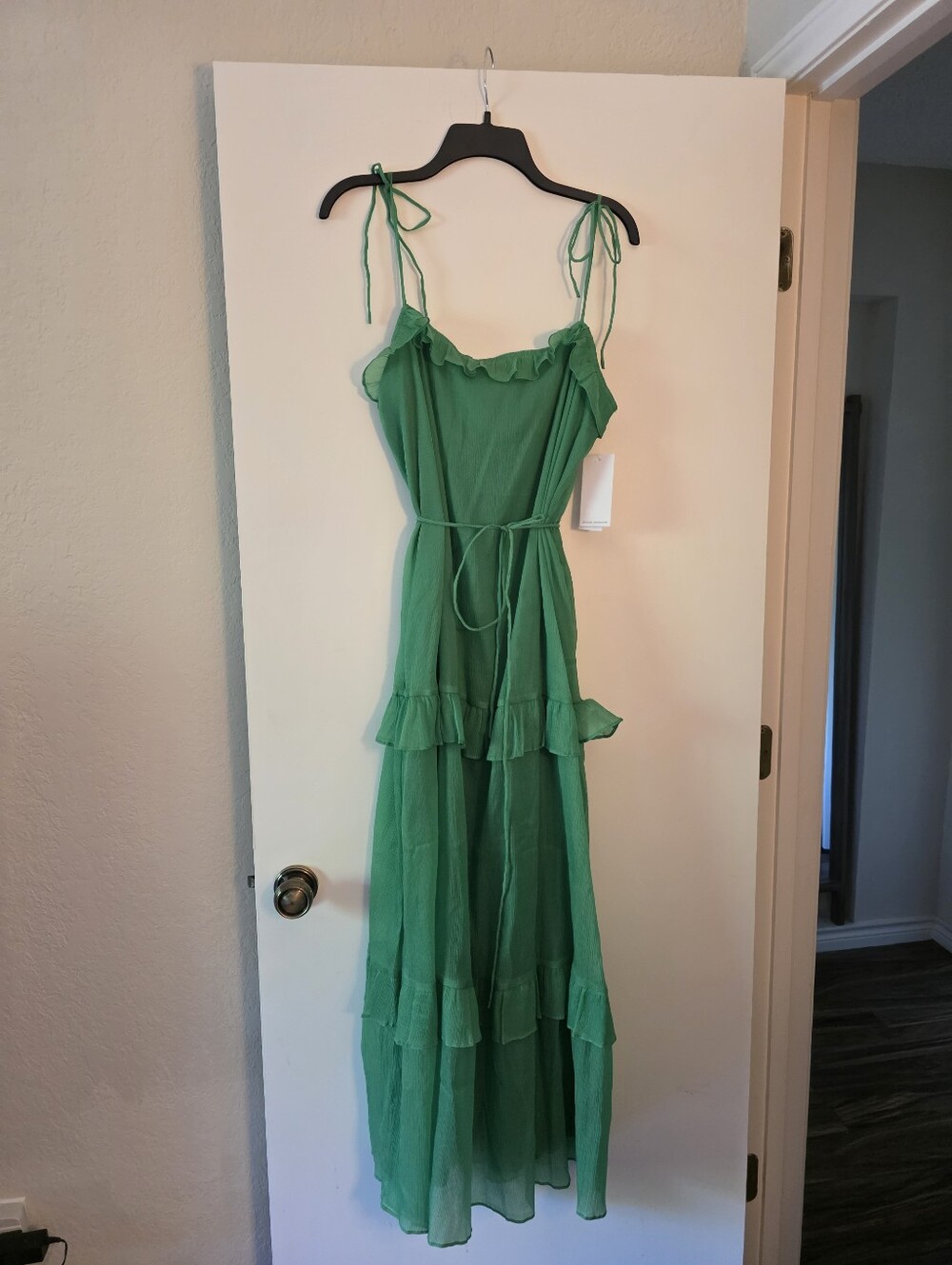 julia jordan Bright Green Ruffle Tiered Midi Dress